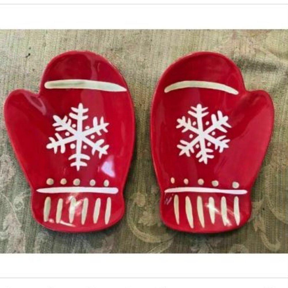 NWOB HALLMARK MITTEN CHRISTMAS CANDY DISHES 2